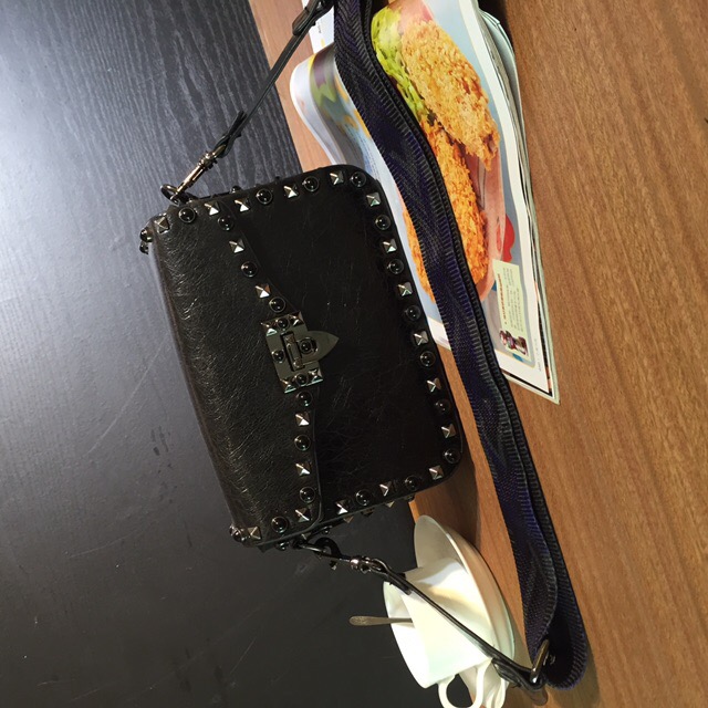 171031234